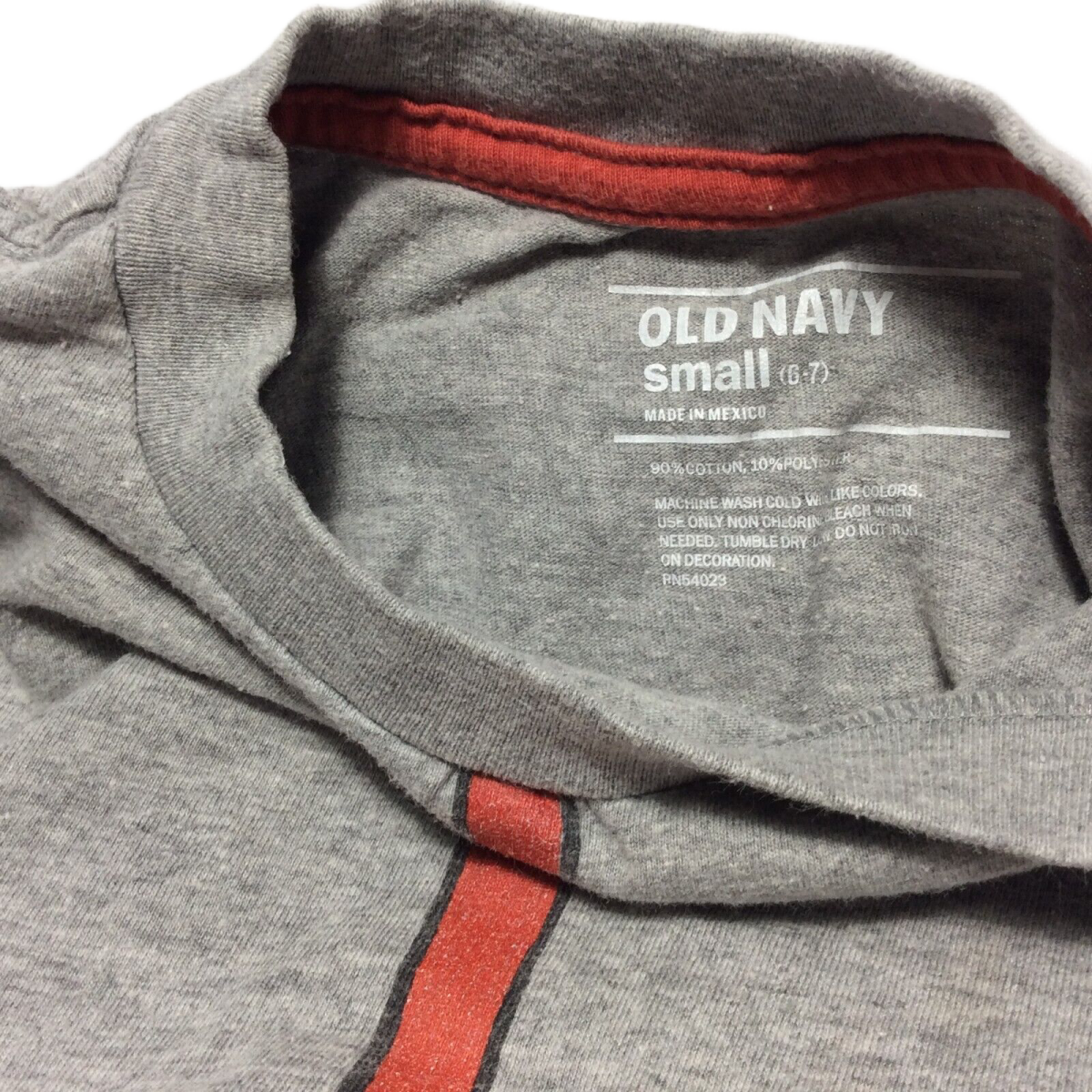 Old Navy Boys Small Size 6/7 Gray Eating Pepperoni Pizza Stomach Digestive Track