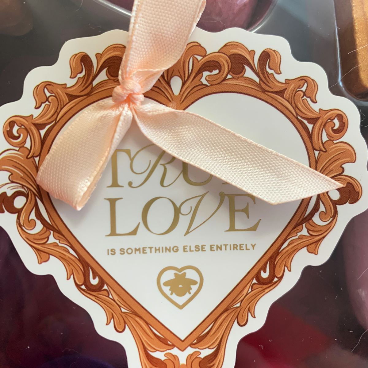 Bridgerton True Love 8 Scented Bath Bombs Honey, Rose, Lavender, Jasmine Sealed