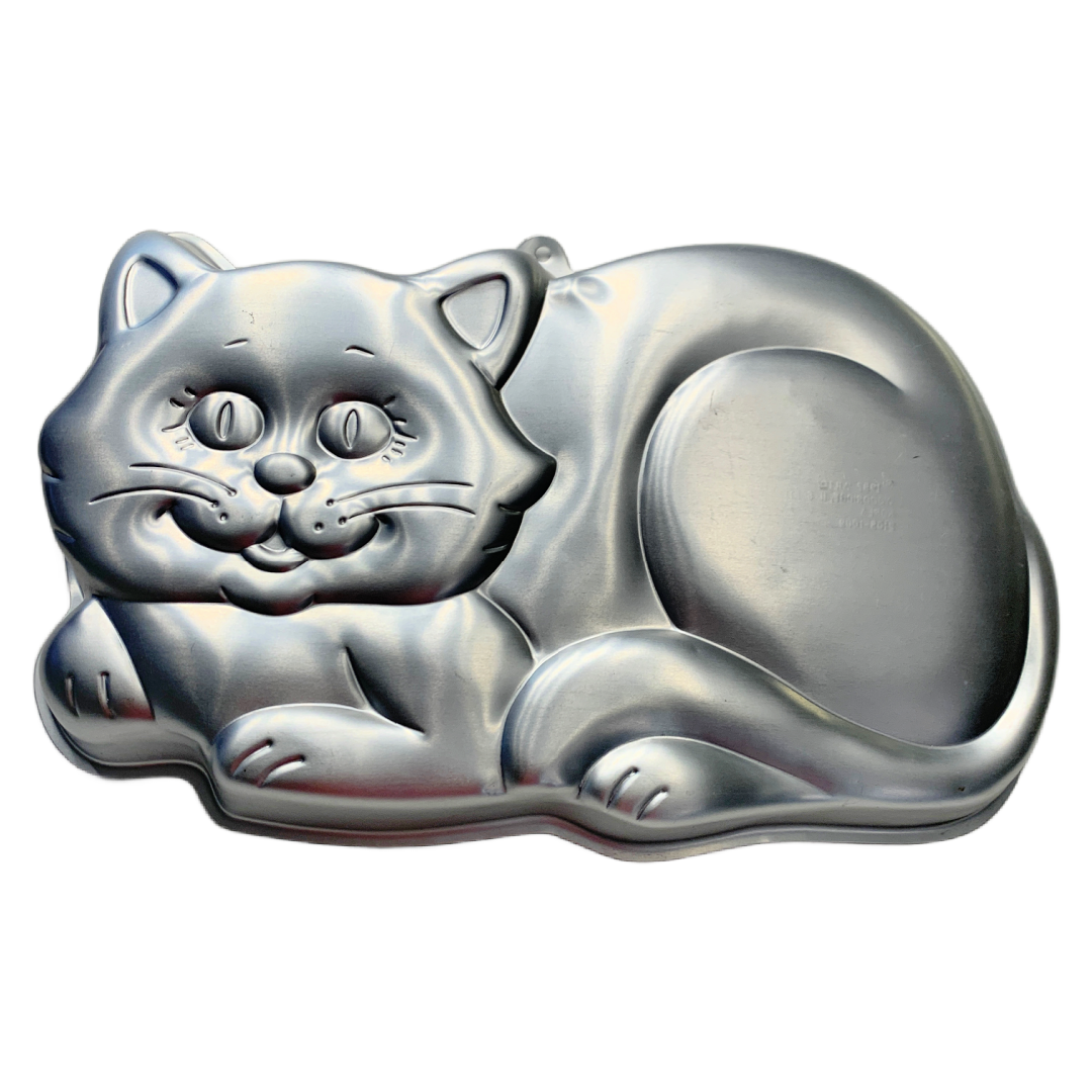 Wilton Aluminum  Vintage Cake Pans