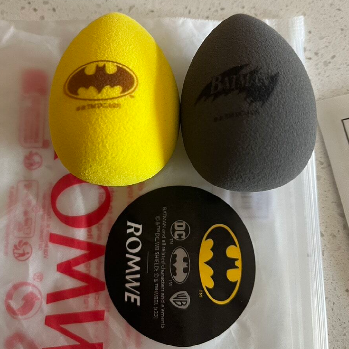 2pc Batman Makeup Blending Sponge Set Soft Teardrop Bat Black & Yellow New