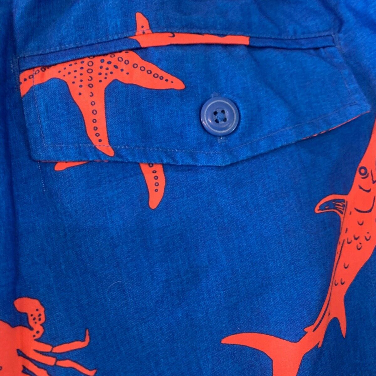 Old Navy Ocean Swim Trunks Size XL Tall 6" Pockets Blue Orange Fish Brief NWT