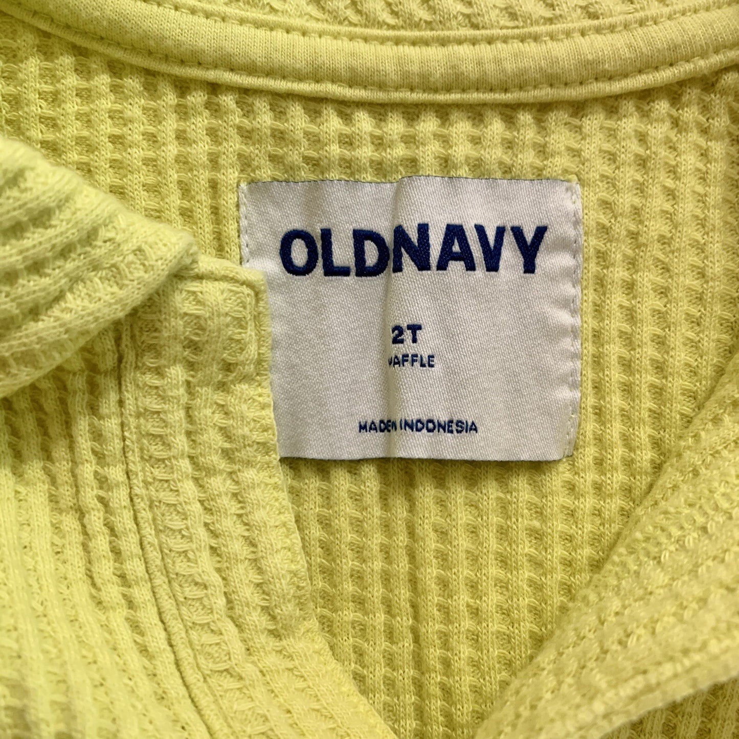 Old Navy Toddler Boy Thermal Shirt Size 2T Waffle Knit Long Sleeve Collar NWT