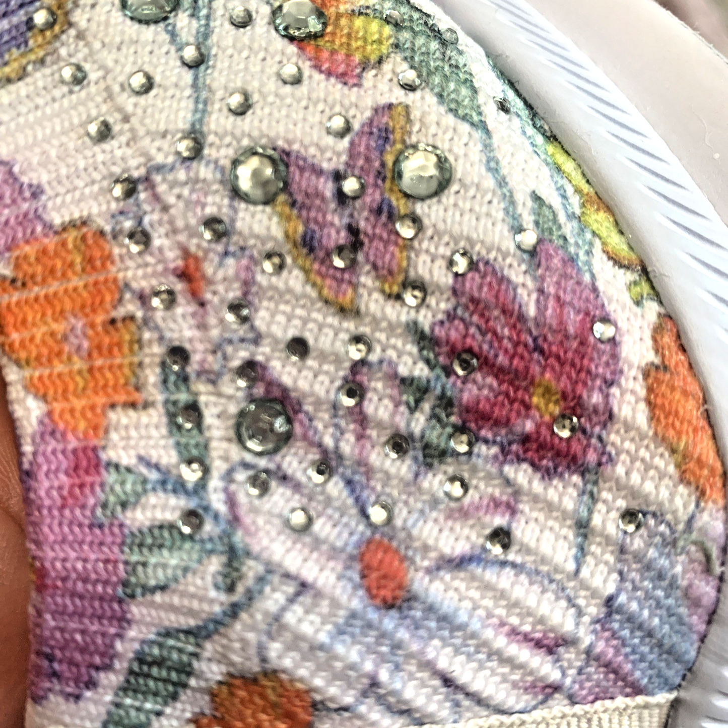 Women's Floral Rhinestone Knit Slip-On Sneakers Size 10.5 Colorful Shoes NWOT