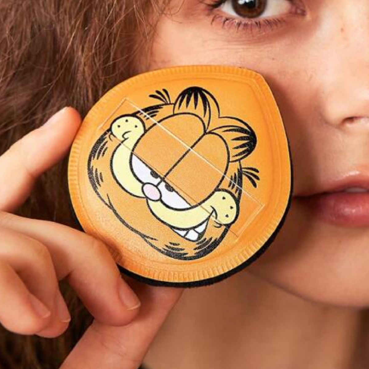 Garfield Makeup Powder Puff & Sponge 2pc Set Soft Teardrop Cartoon Orange Cat