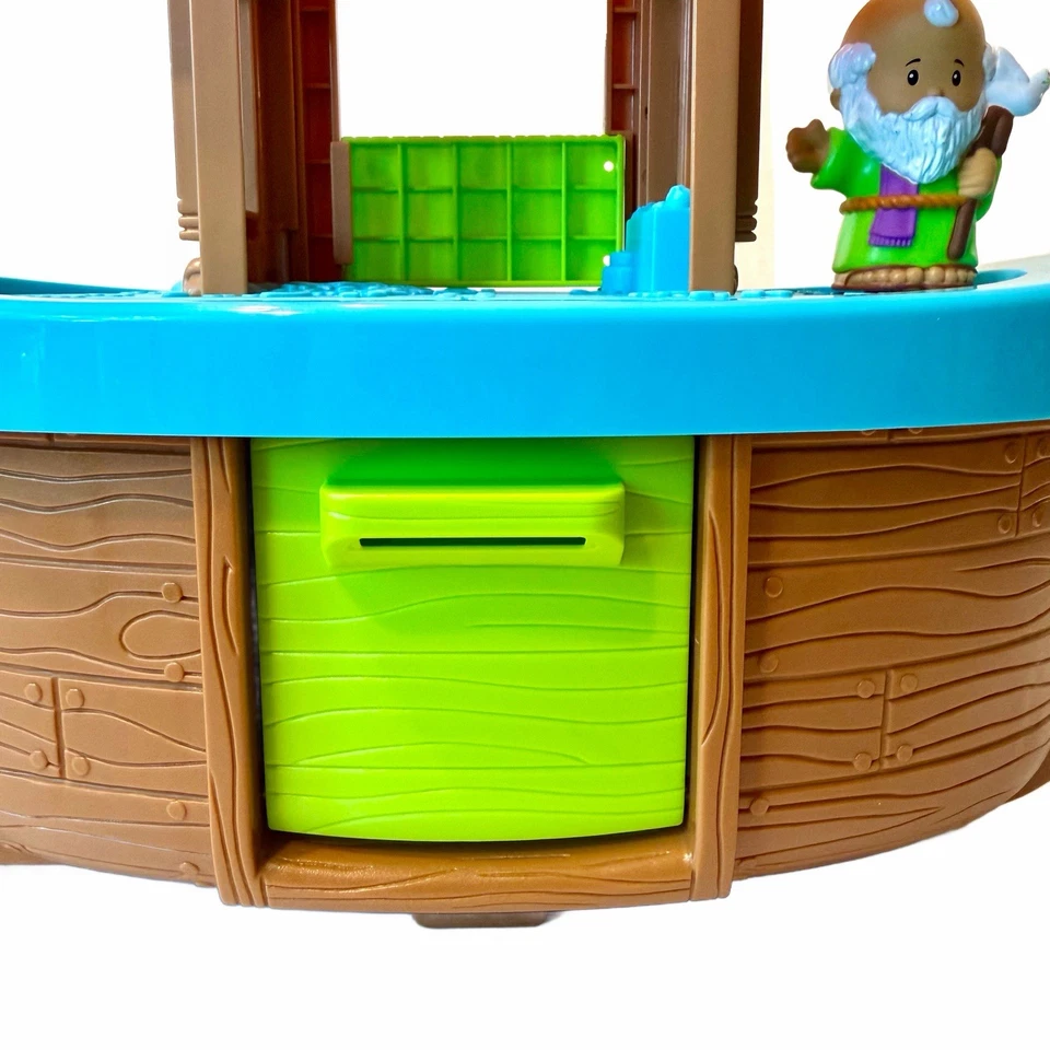 Fisher Price Little People NOAH’S ARK Playset w/ 9 Figures Animals NIB