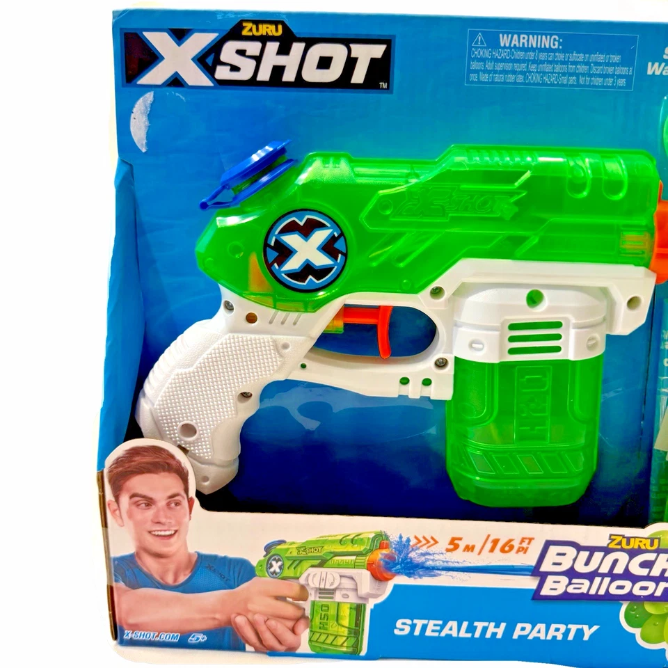 2 Zuru X Shot Water Blasters 30 Self-Sealing Bunch O Balloons Stealth Soaker Lot
