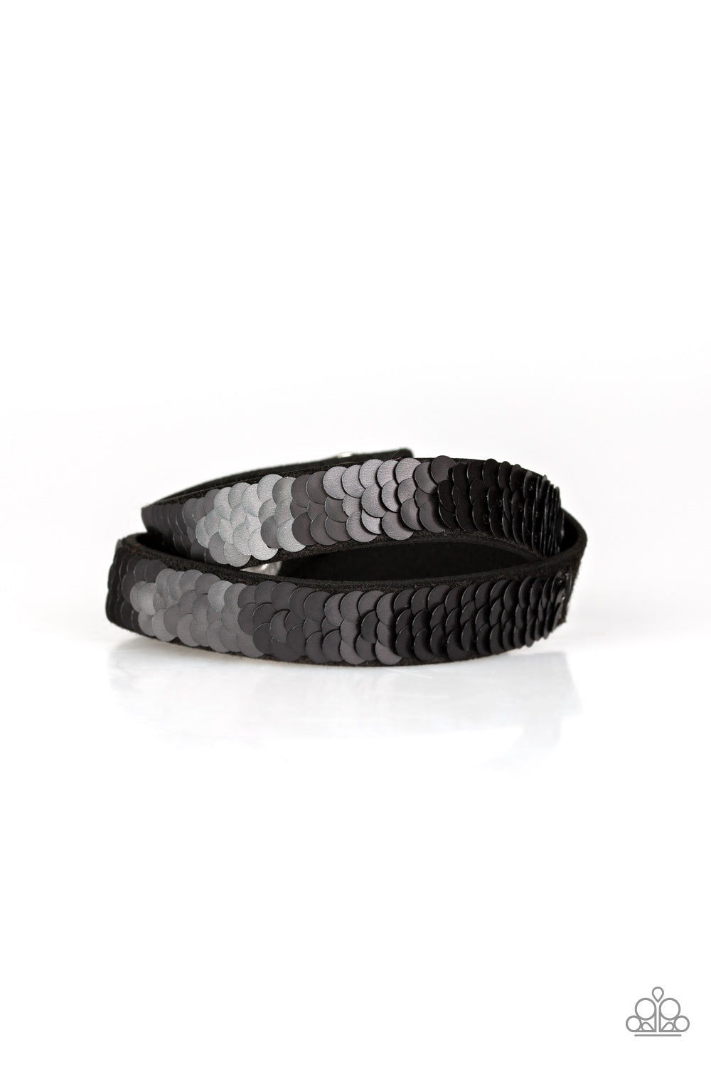 Under The SEQUINS - Silver / Black