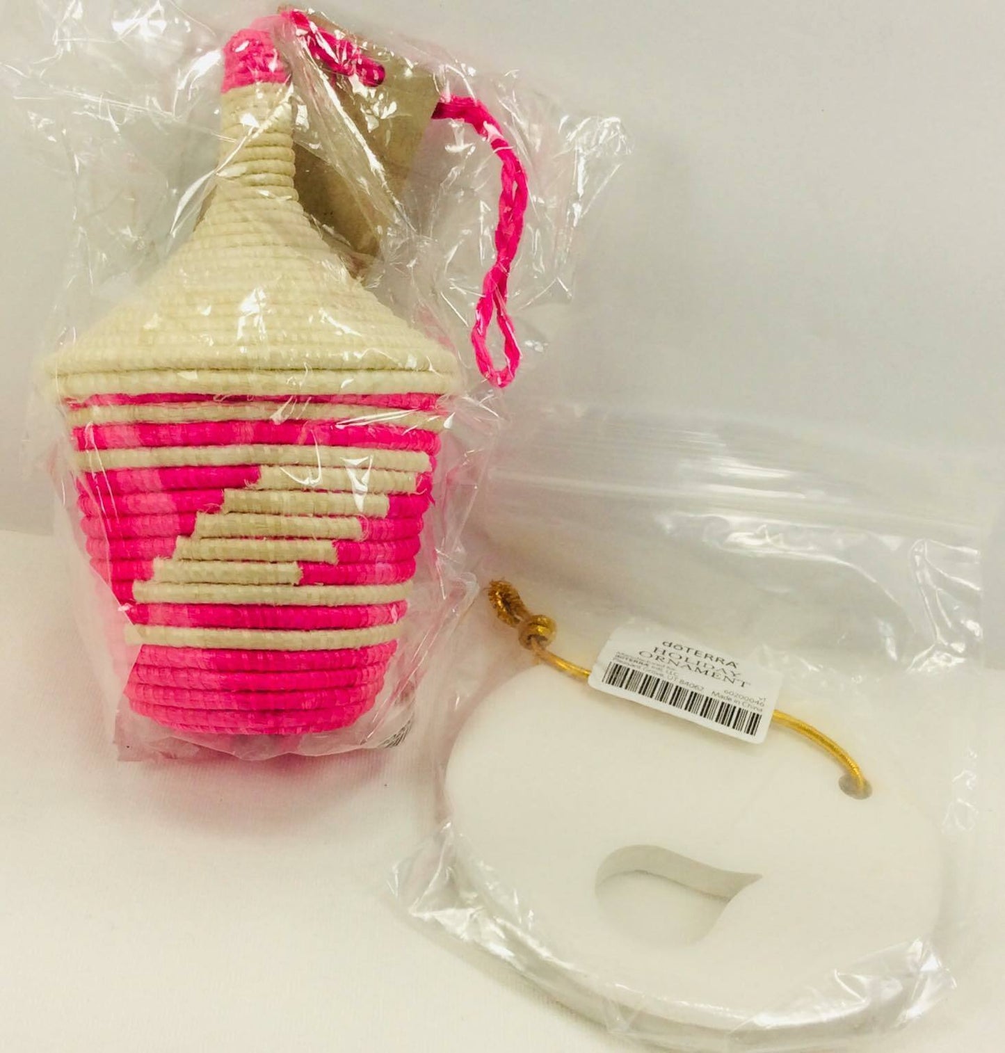 doTERRA Rwandan Peace PINK Basket Sisal & Clay Diffuser Ornament Christmas Lot