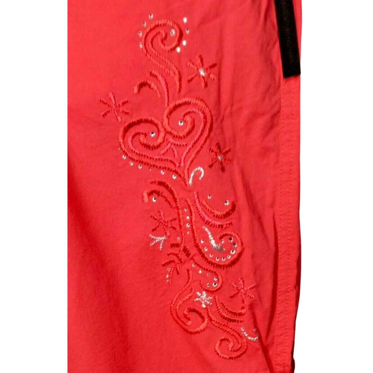 Roz & Ali Capri Pants Dressbarn Floral Embroidery Casual Size 4 Red Junior Women